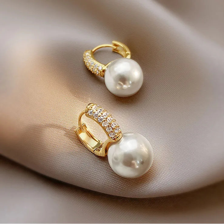 South Korea Fashion New  Light Luxury Simple Classic Pearl Drop Earrings Birthday Party Gift Woman Jewelry Stud Earrings 2023